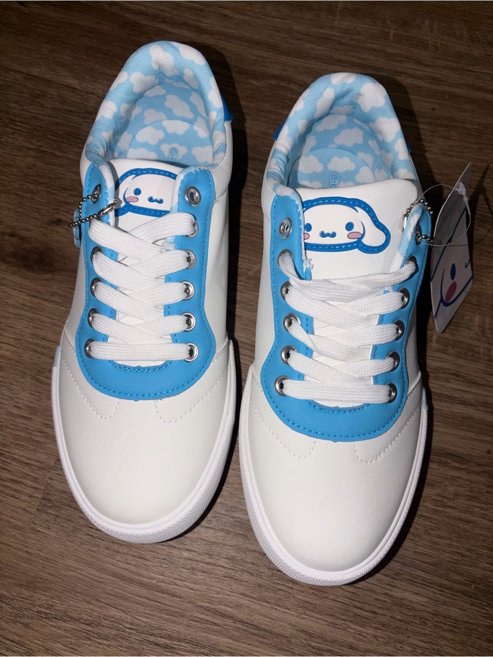 Cinnamorroll Sneakers